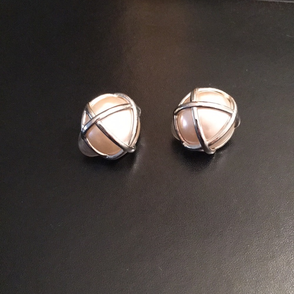 Clippers earring